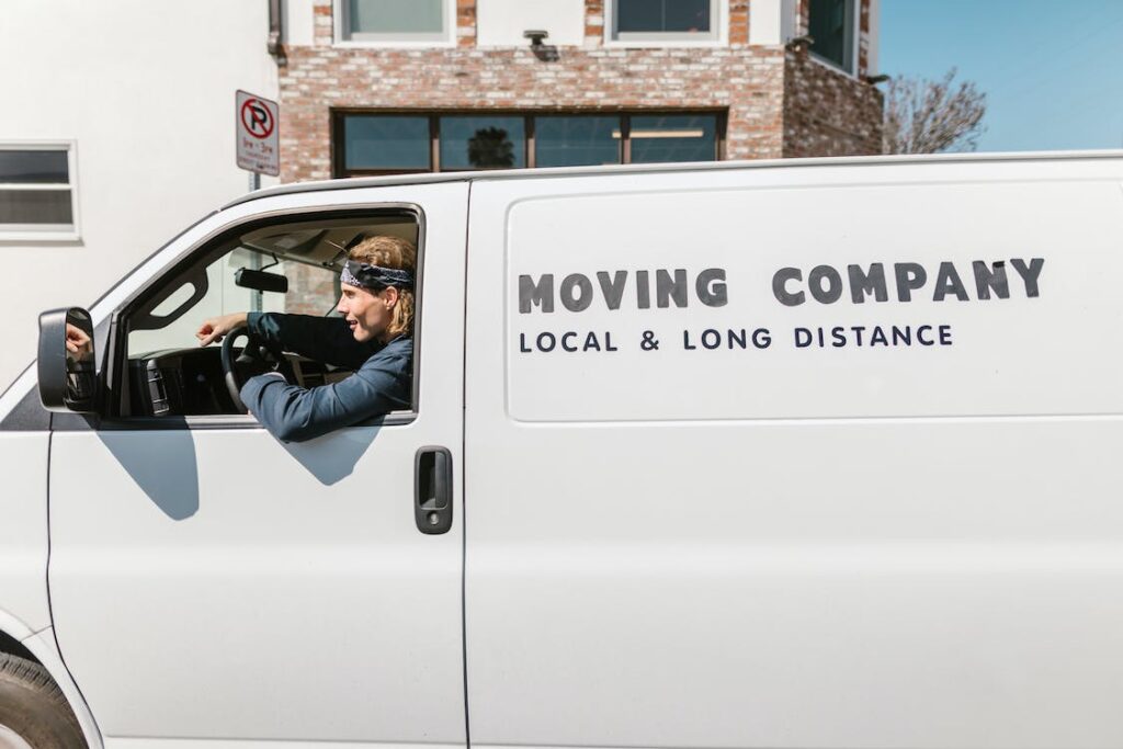 What Is the Difference Between Commercial Moves and Residential Moves